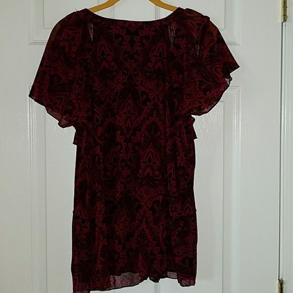 Apt. 9 red black blouse Sz.  14W  0X NWOT - Picture 3 of 4